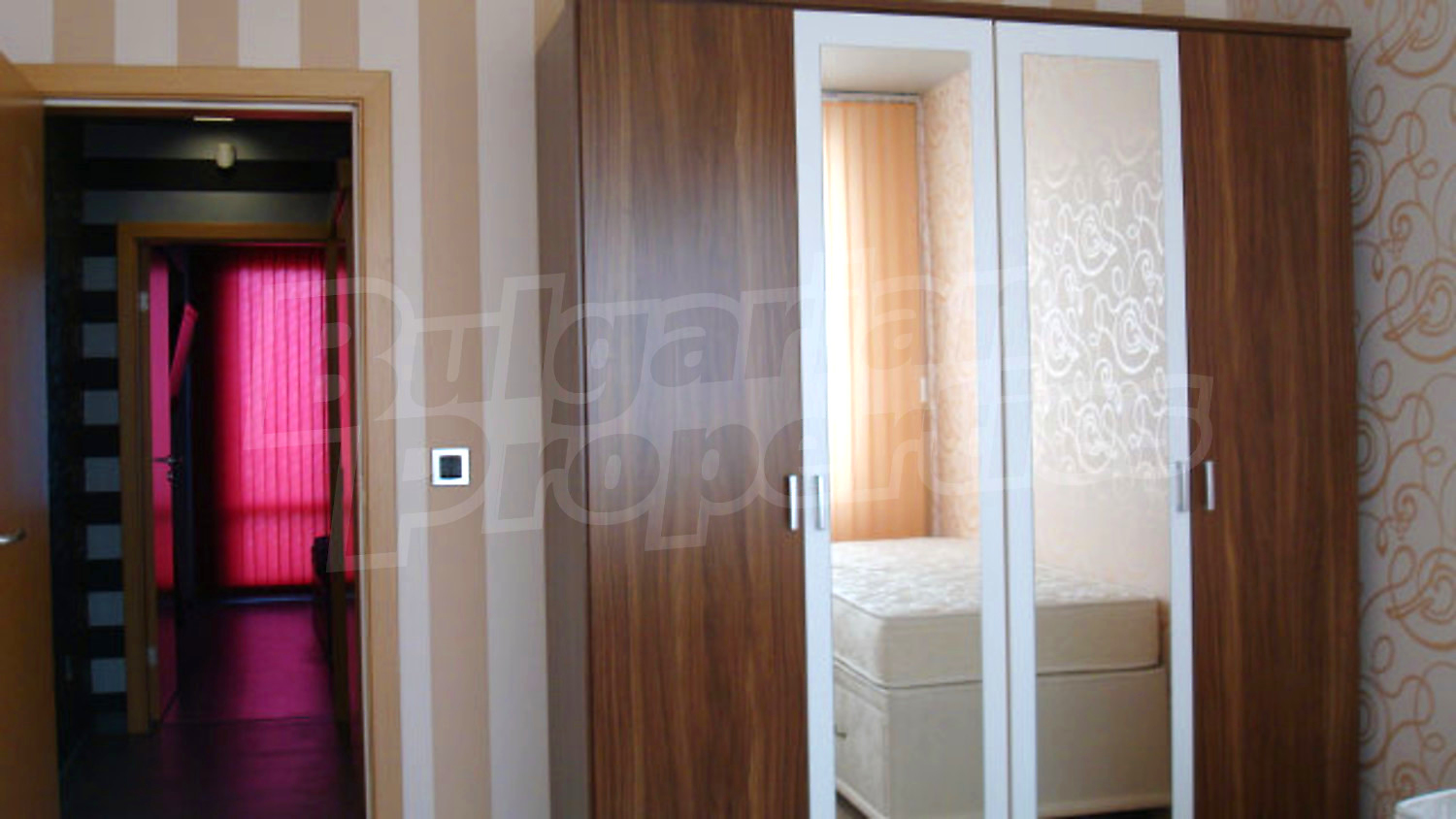 Gallery Picture 6