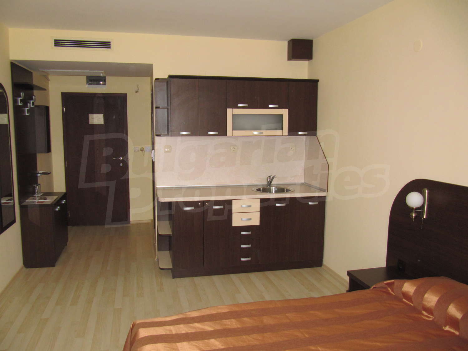 Gallery Picture 6