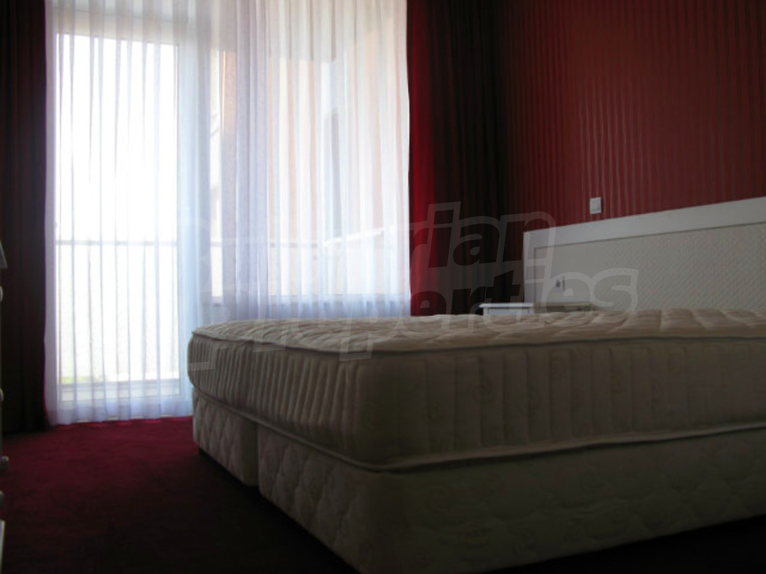 Gallery Picture 5
