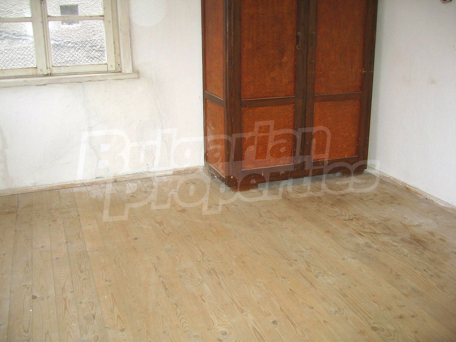 Gallery Picture 4