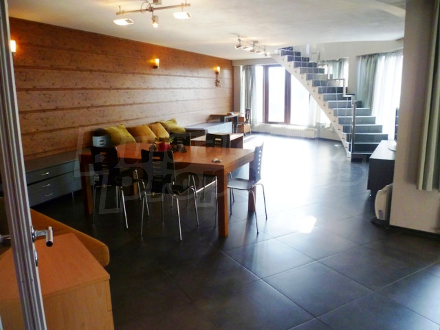 Gallery Picture 2
