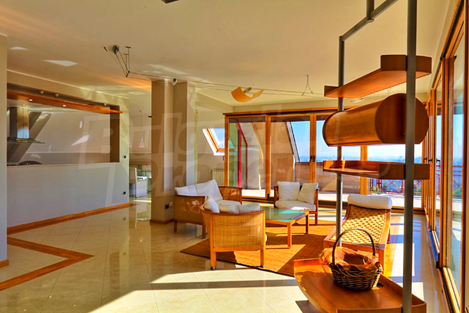 Gallery Picture 4