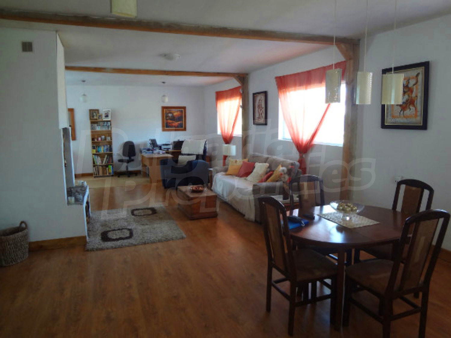 Gallery Picture 15