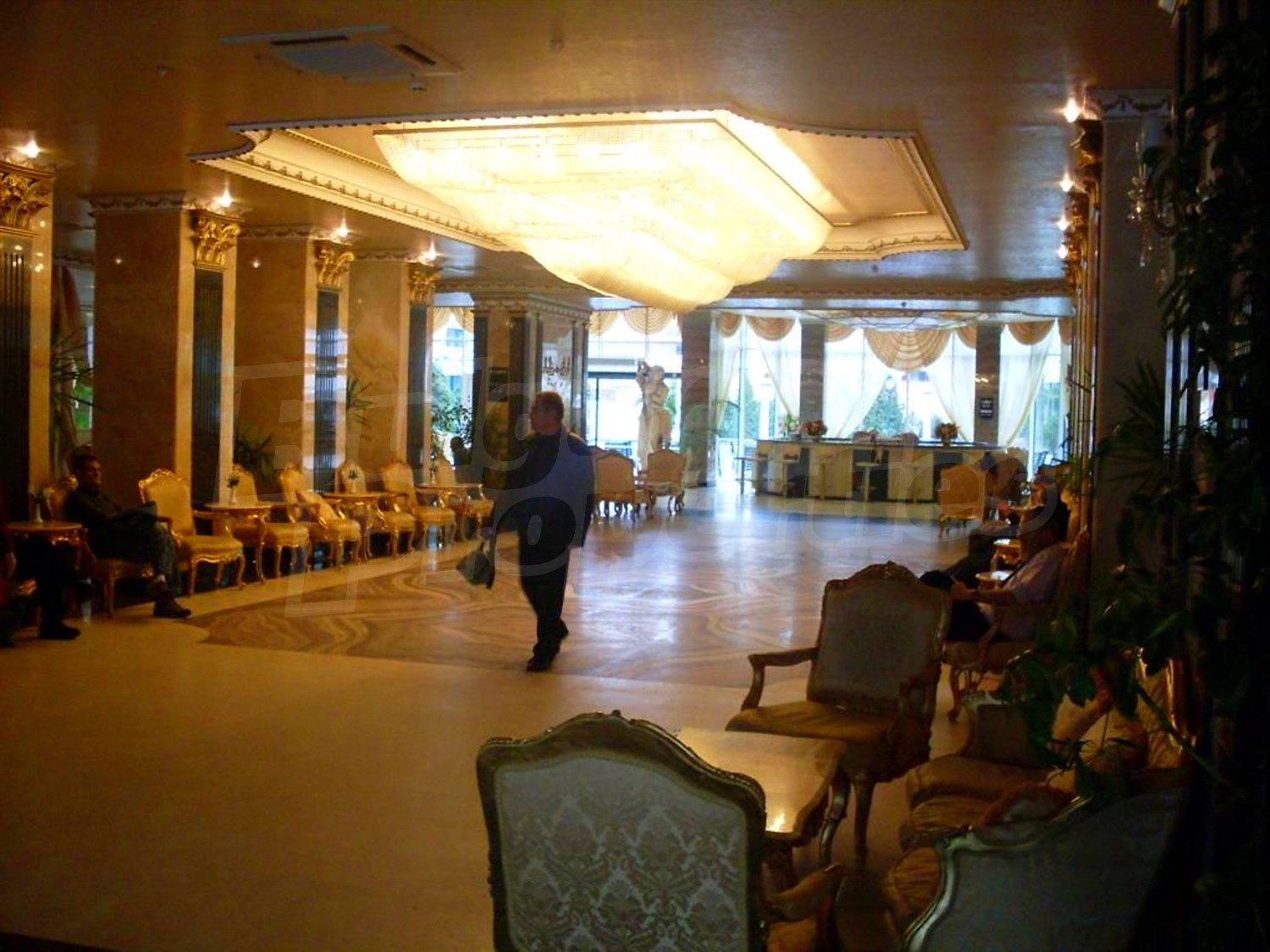 Gallery Picture 7
