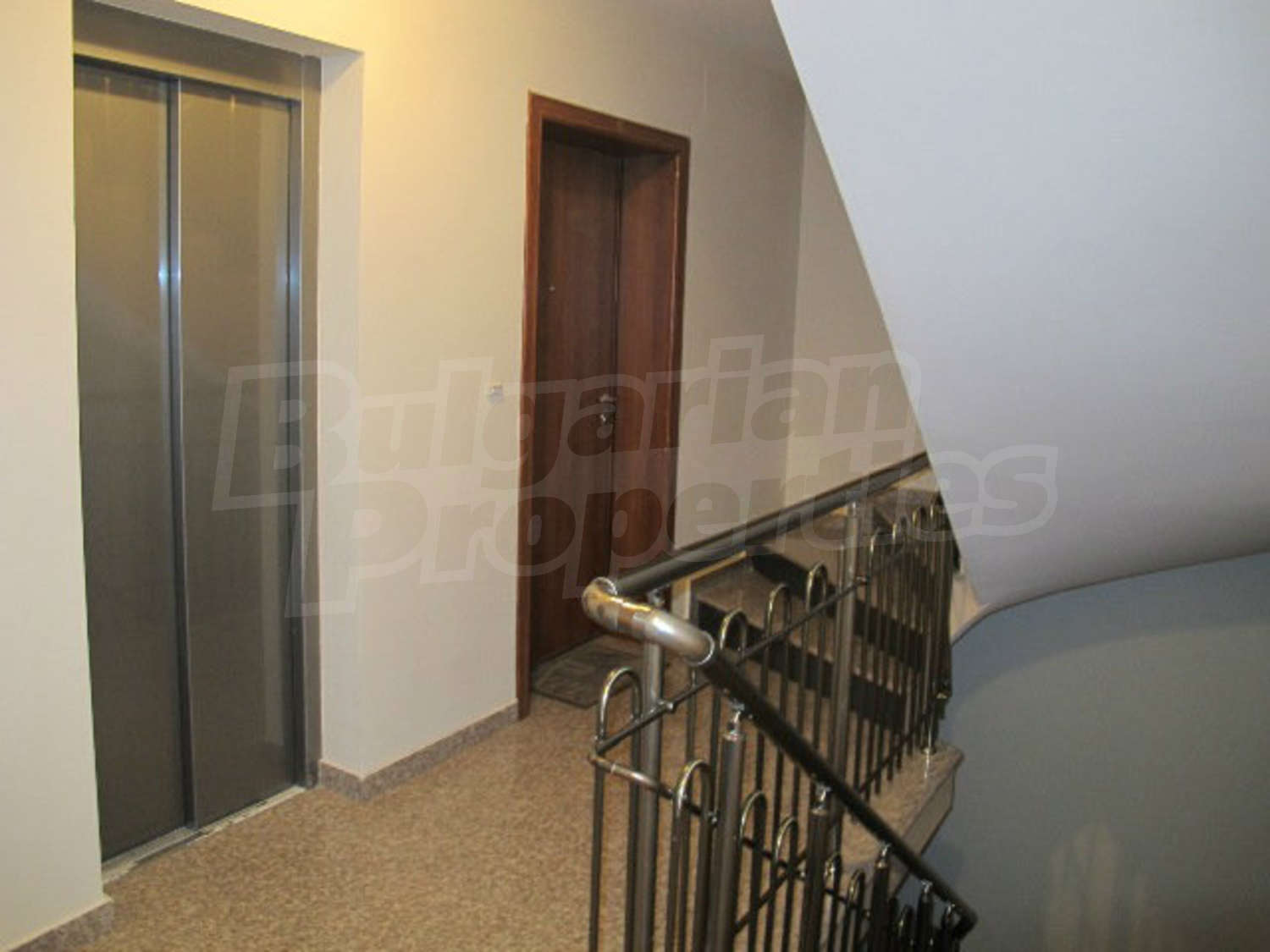 Gallery Picture 23