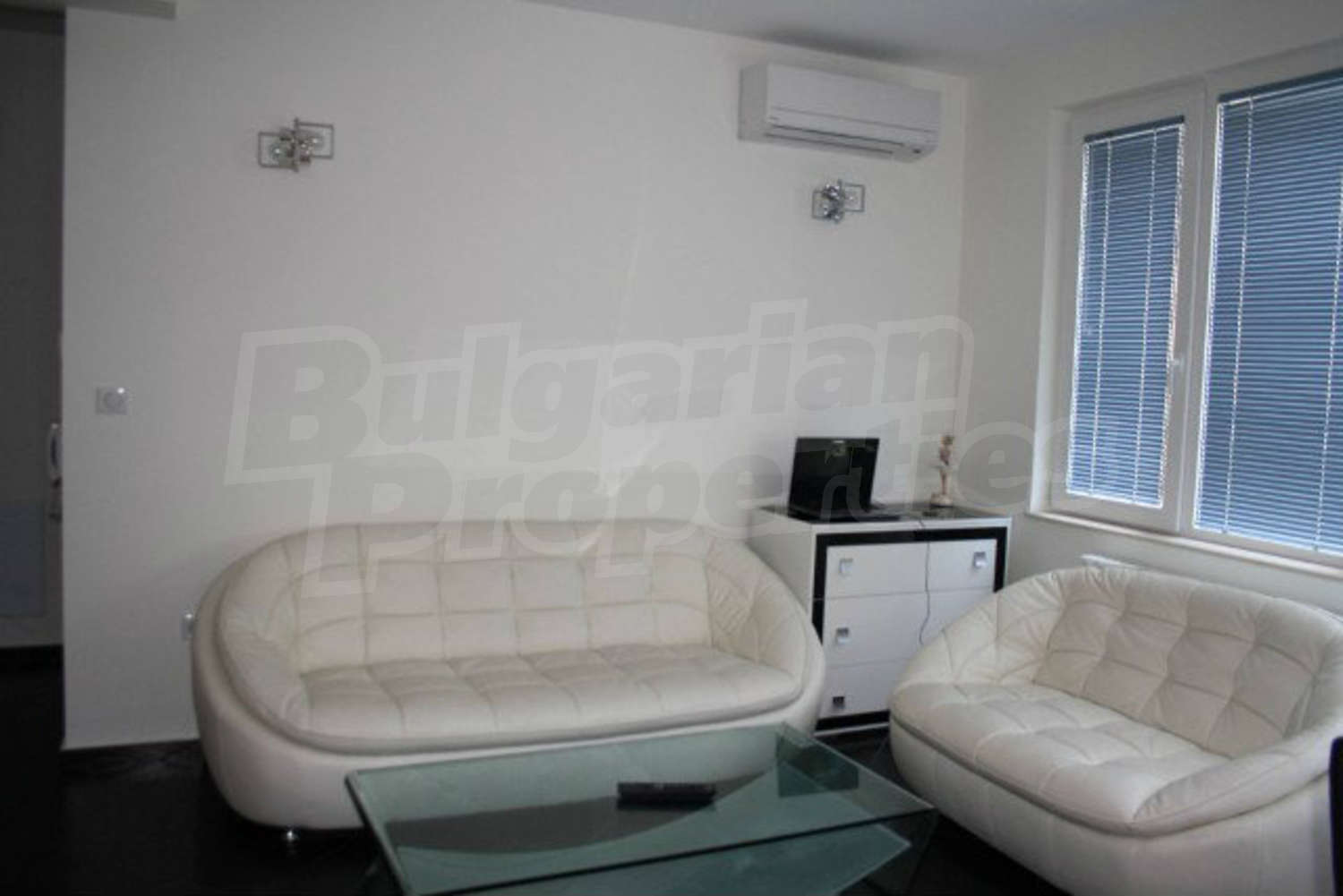 Gallery Picture 6