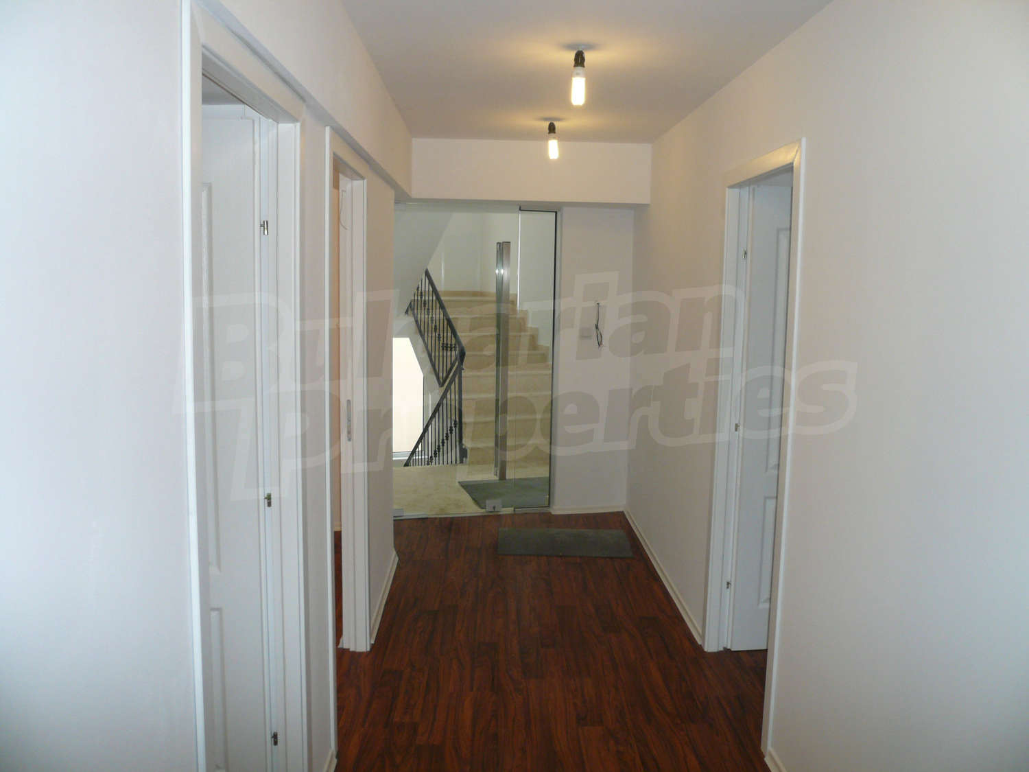 Gallery Picture 24