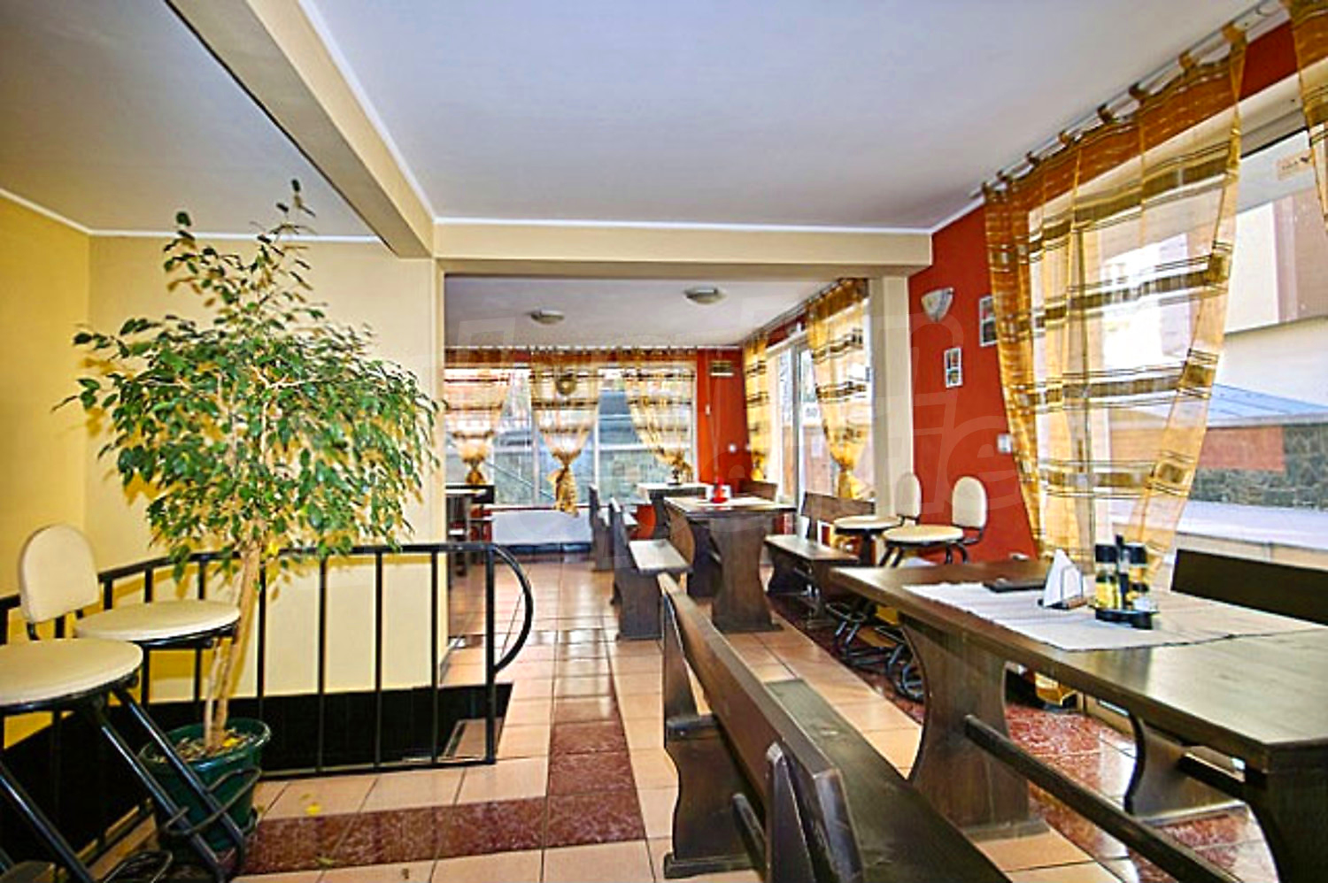 Gallery Picture 10