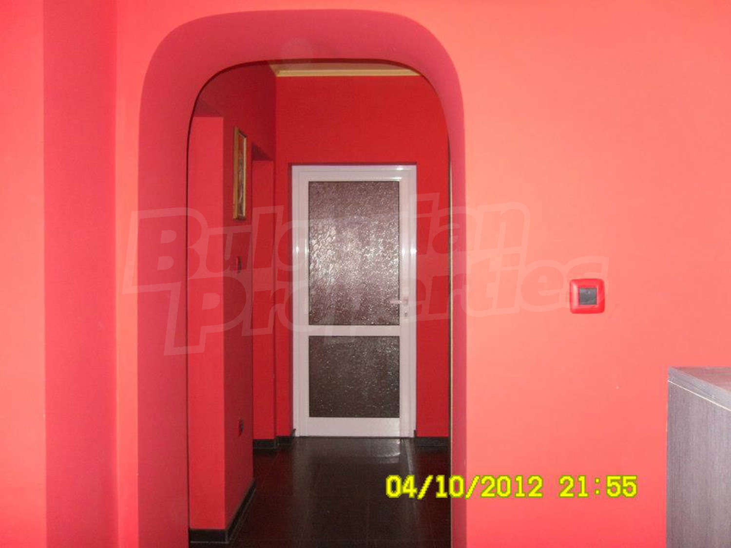 Gallery Picture 12