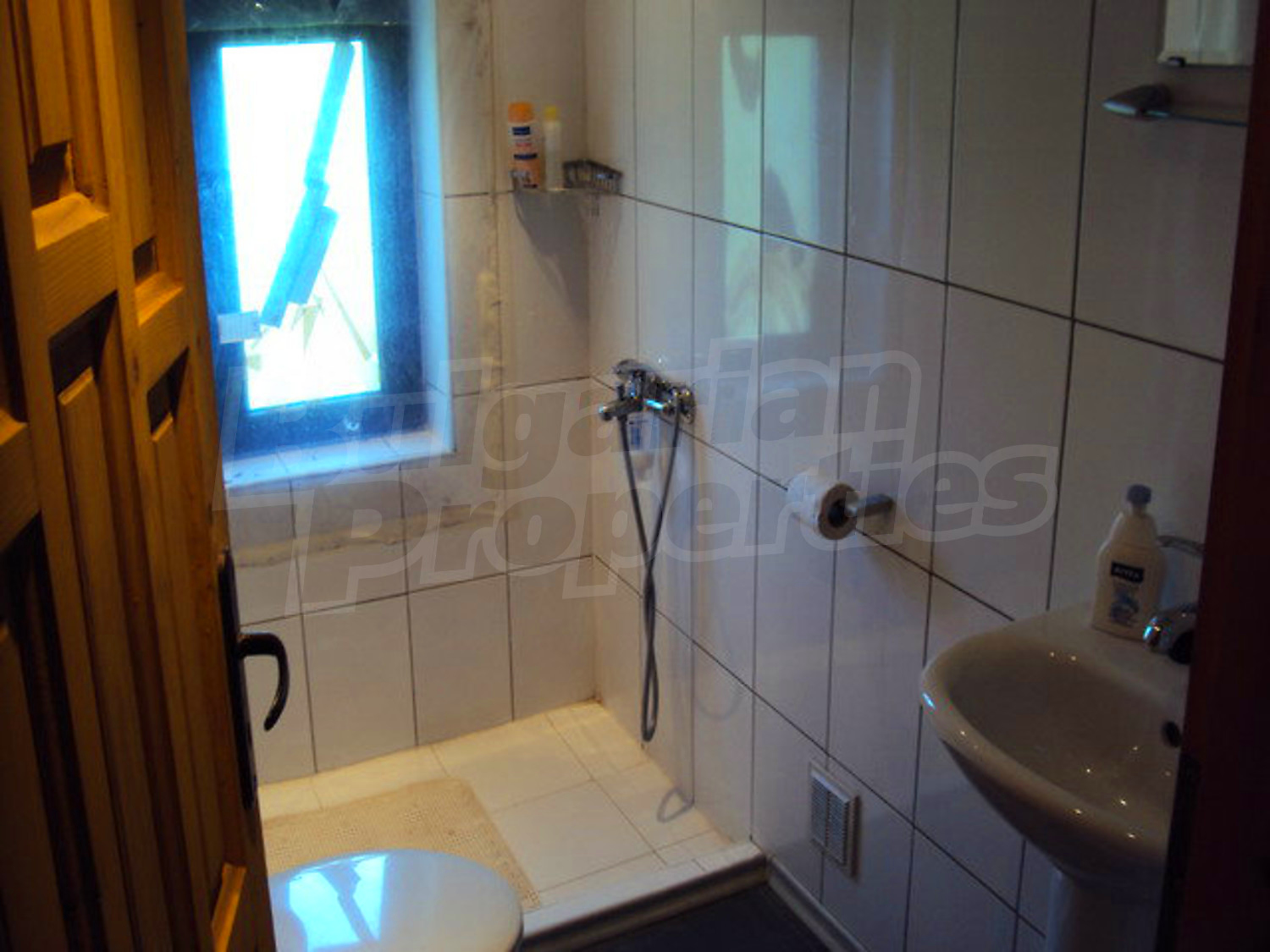 Gallery Picture 19