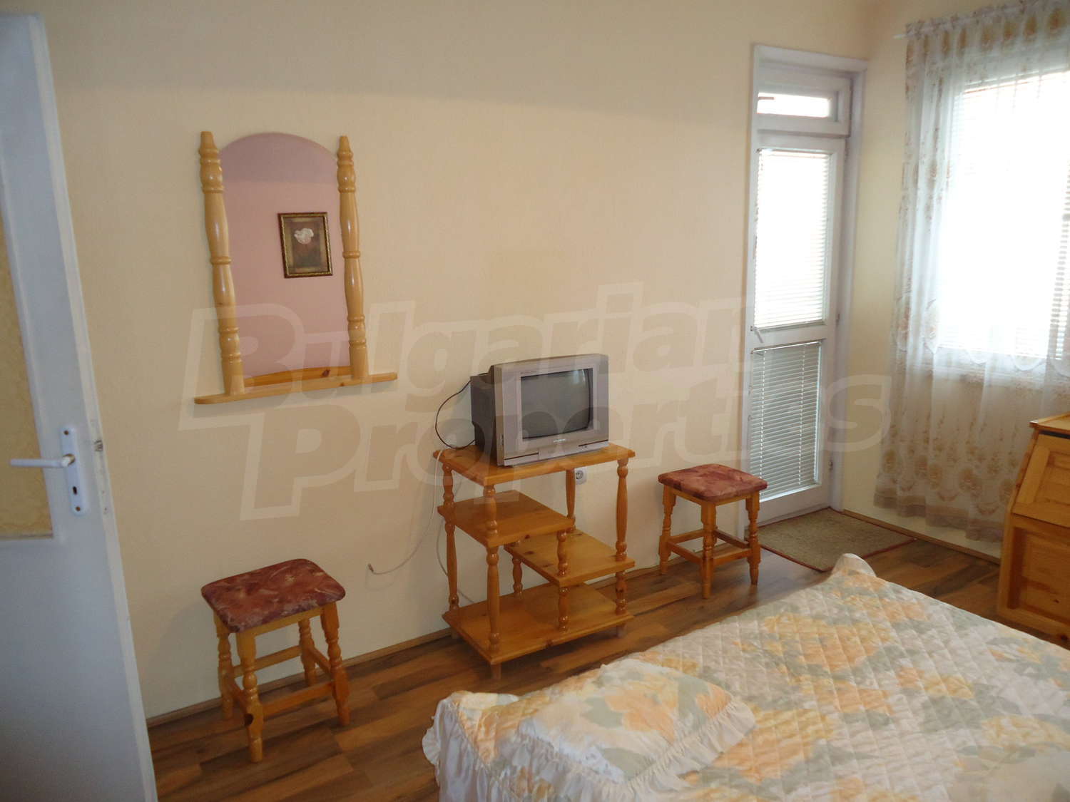 Gallery Picture 13