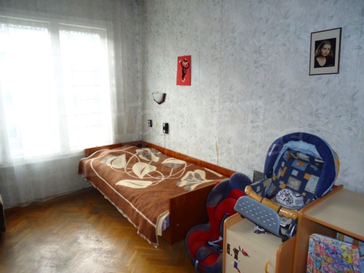 Gallery Picture 6