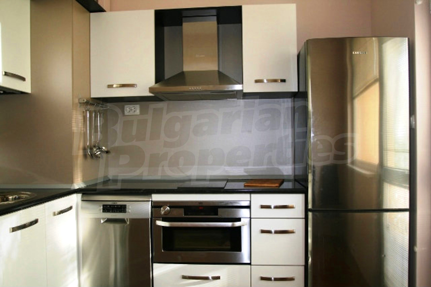 Gallery Picture 17
