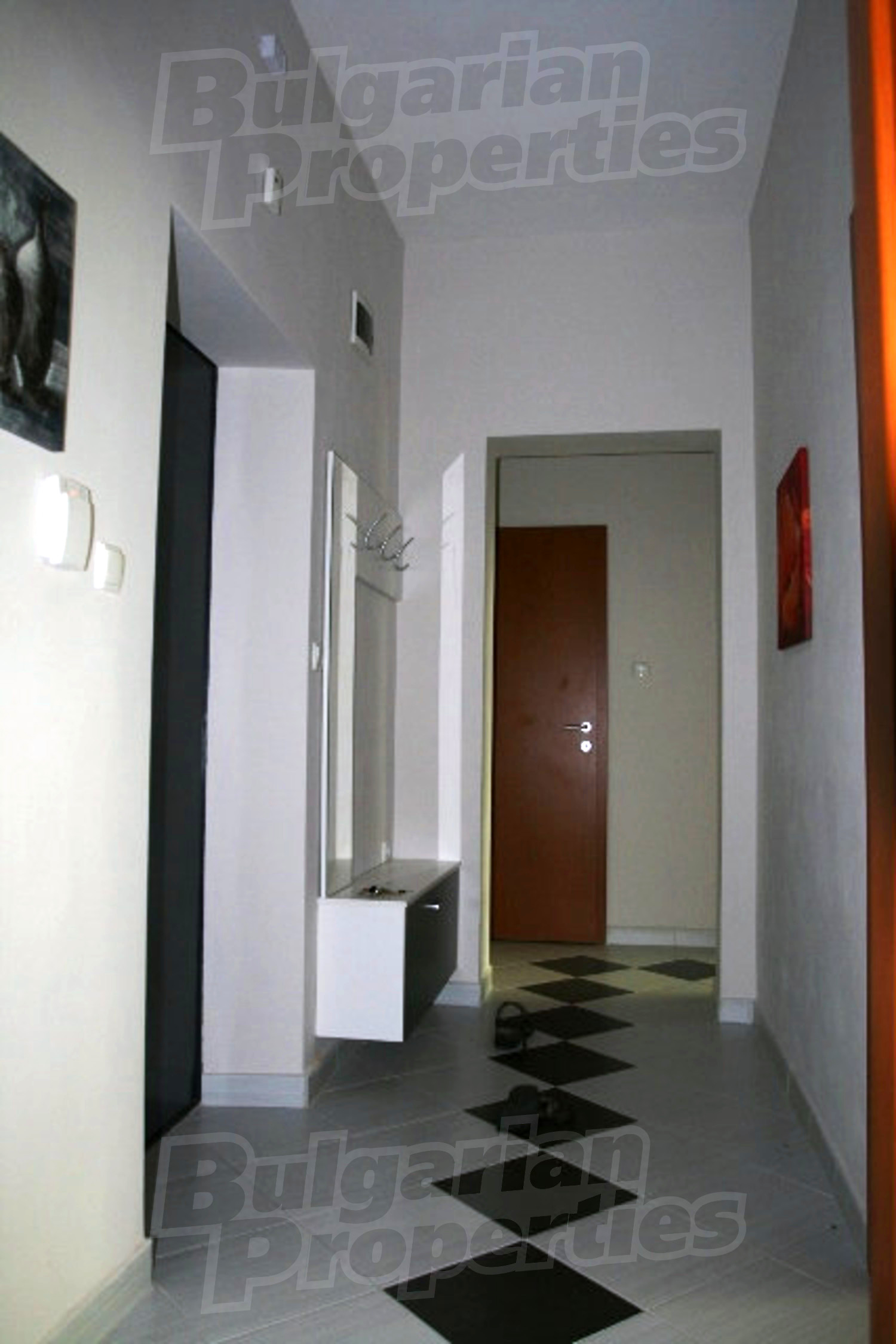 Gallery Picture 18