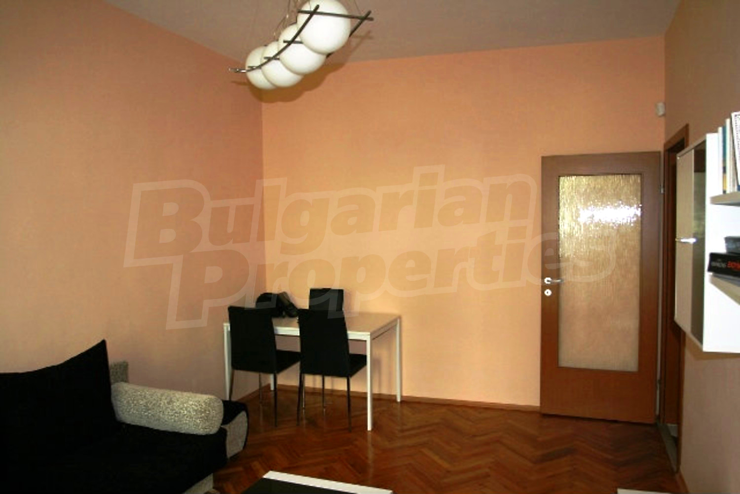 Gallery Picture 4
