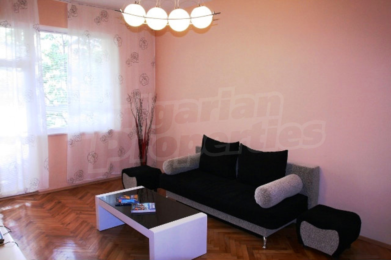 Gallery Picture 6