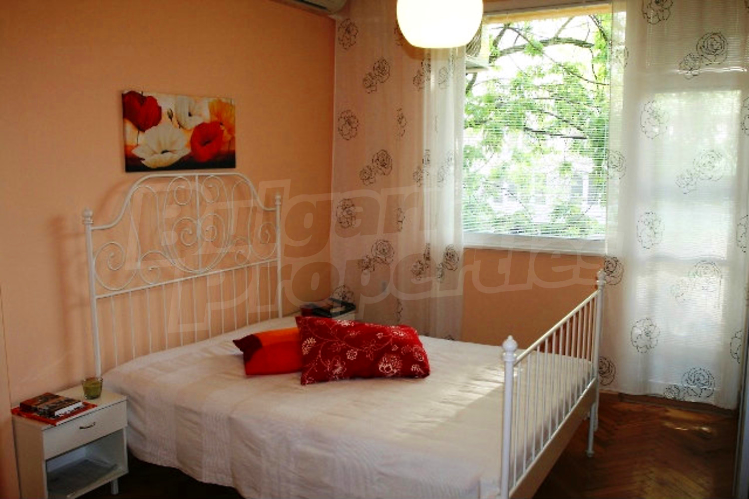 Gallery Picture 9
