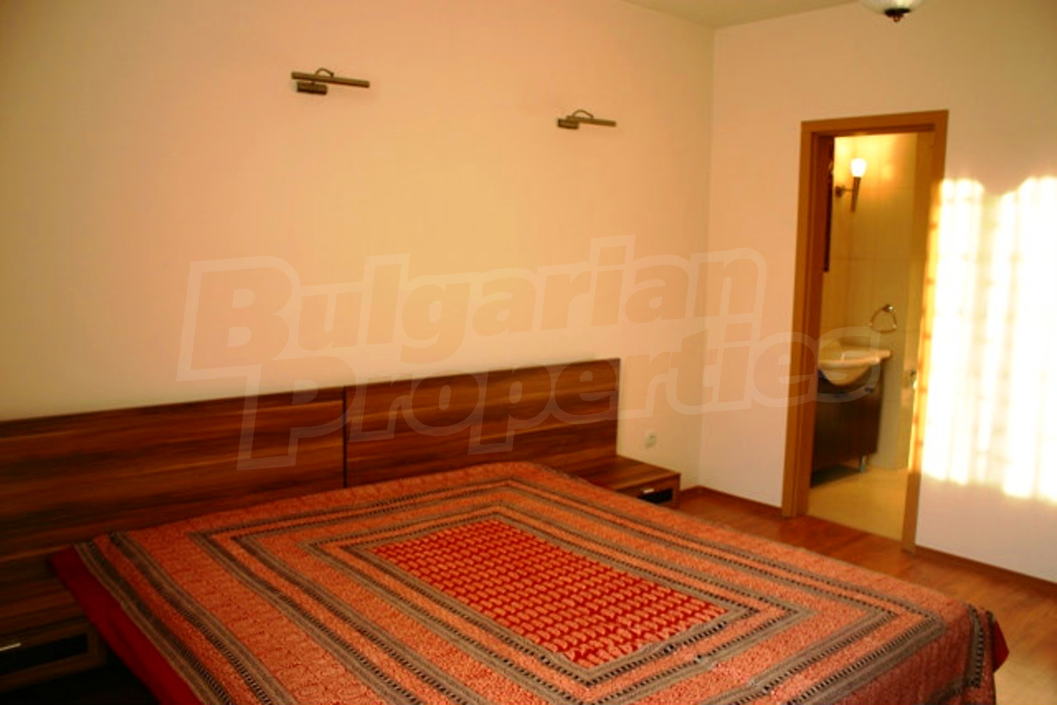 Gallery Picture 14