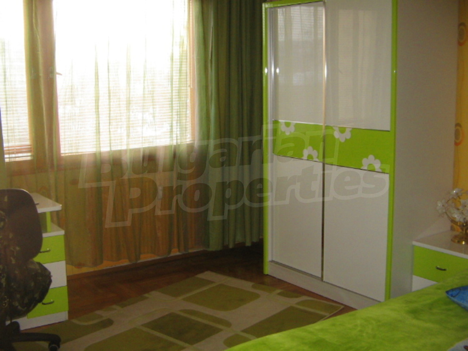 Gallery Picture 15