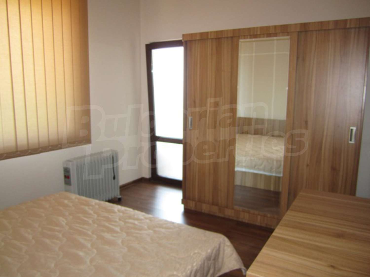 Gallery Picture 9