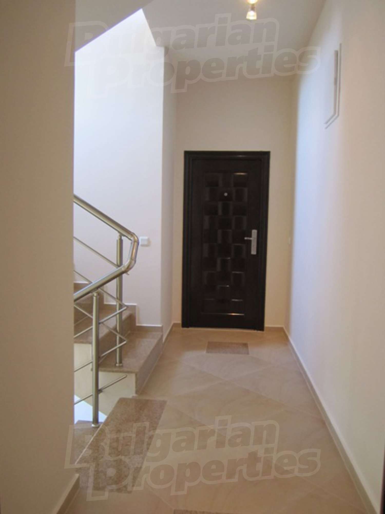 Gallery Picture 12