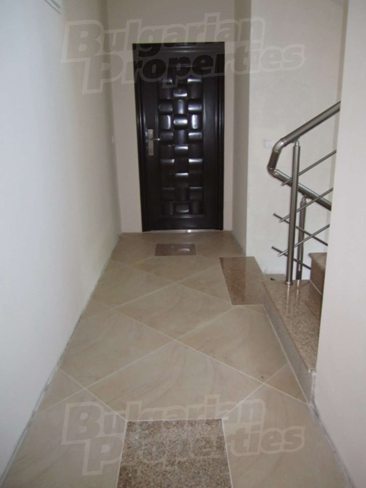 Gallery Picture 19