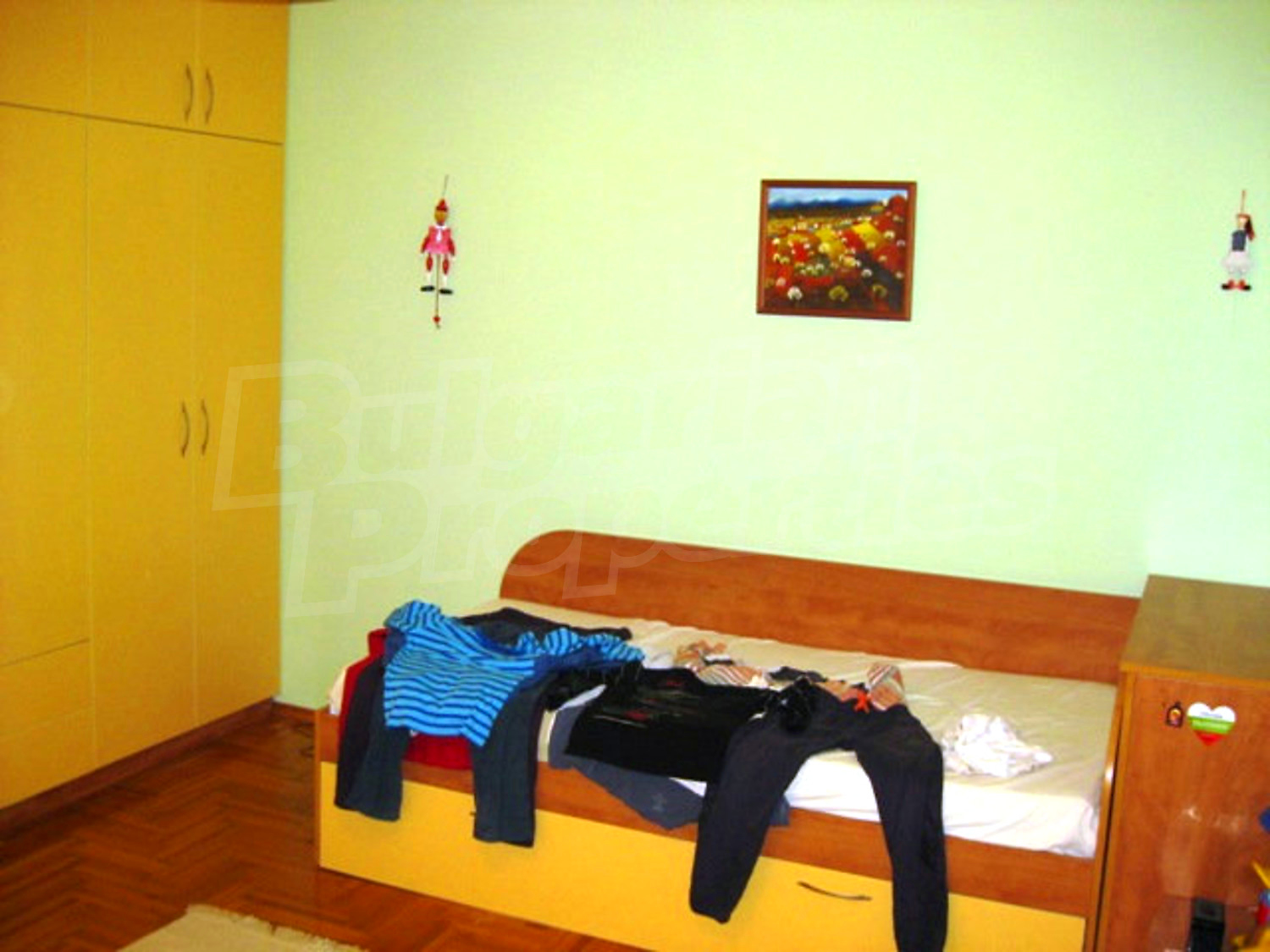 Gallery Picture 17