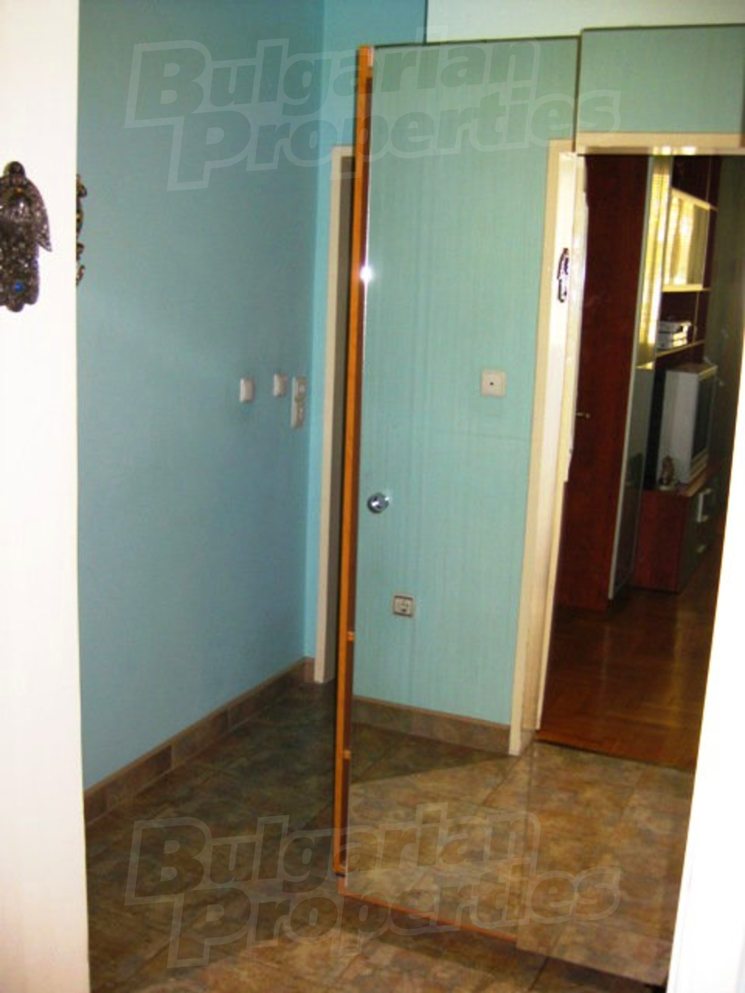 Gallery Picture 26
