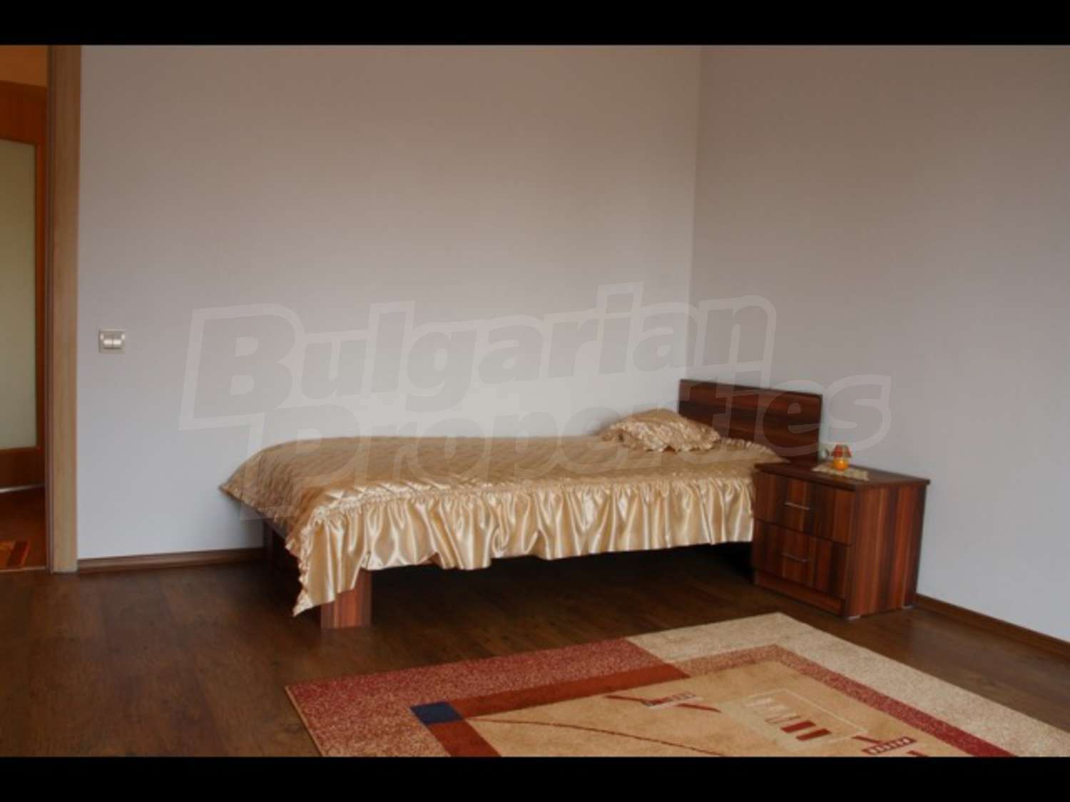 Gallery Picture 9