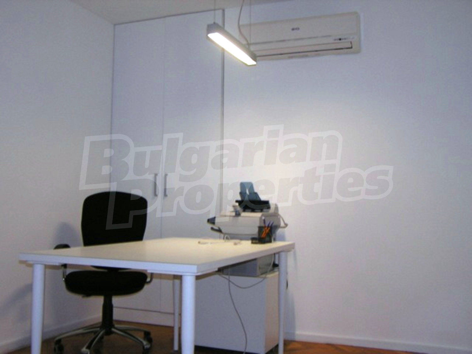 Gallery Picture 7