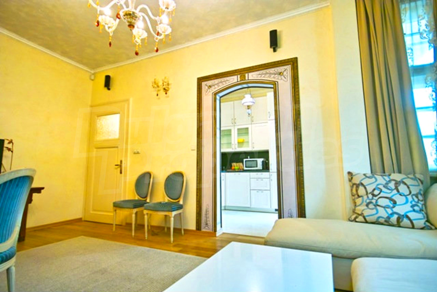Gallery Picture 3