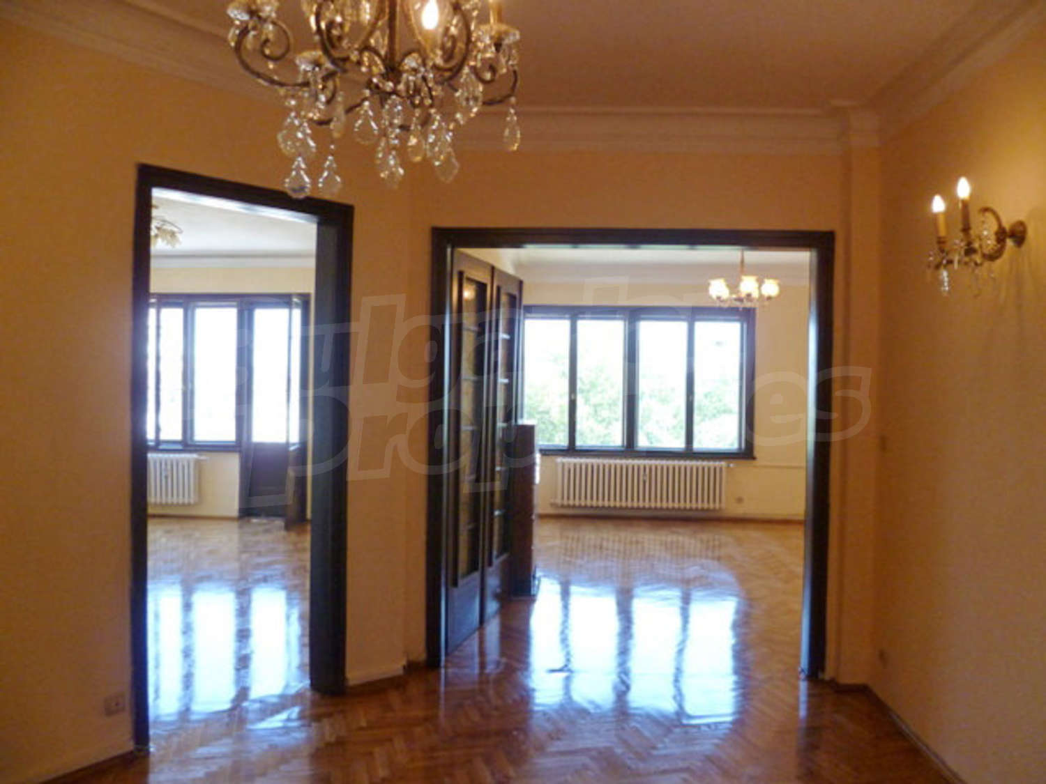 Gallery Picture 2