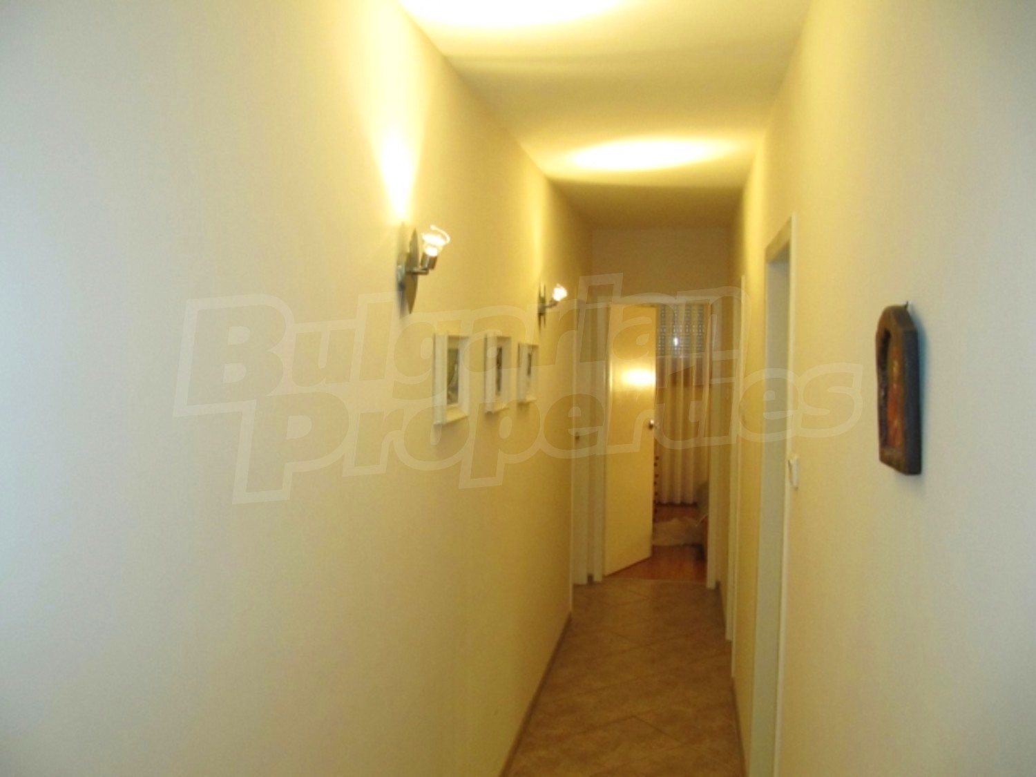 Gallery Picture 10