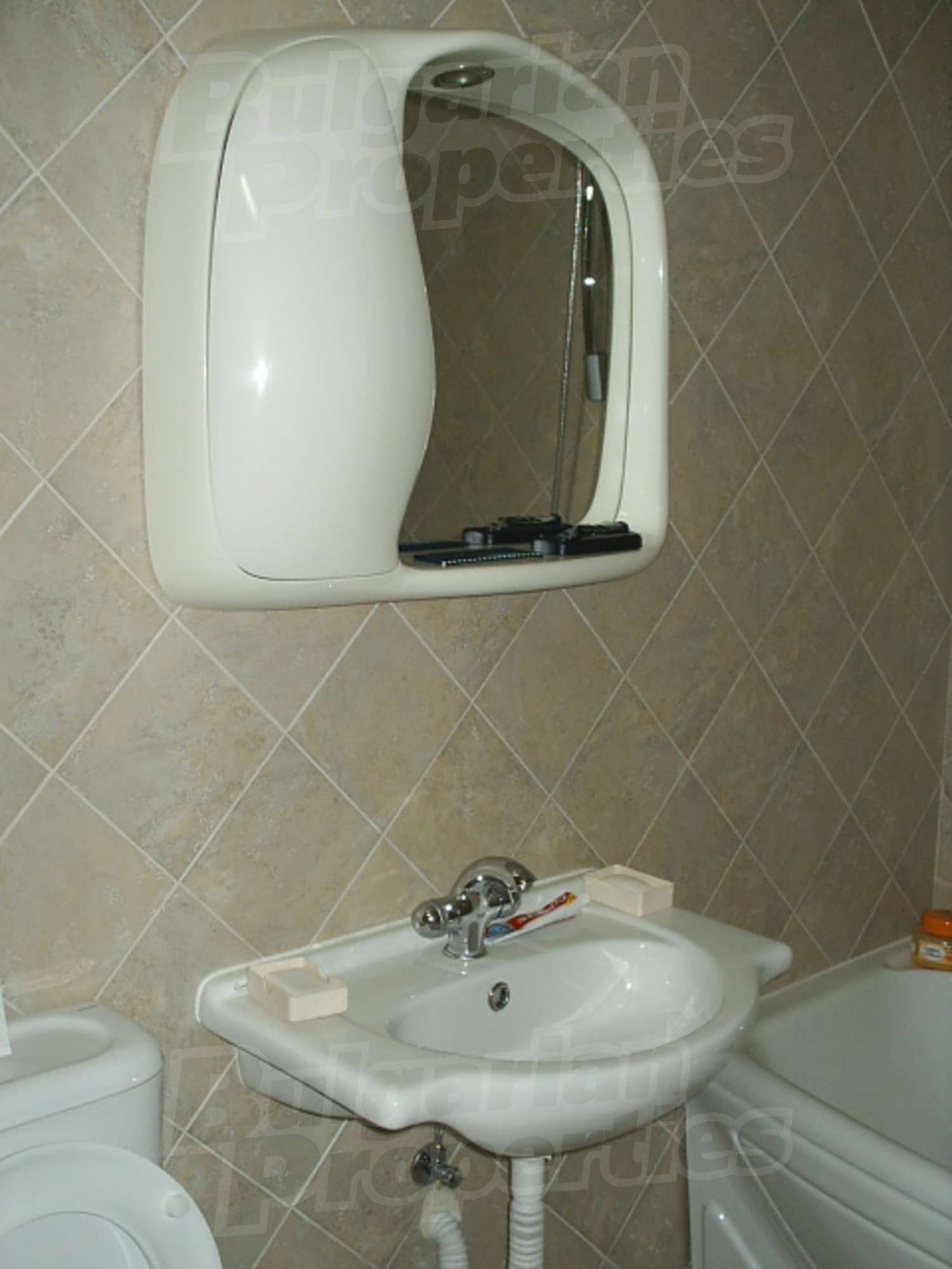 Gallery Picture 10