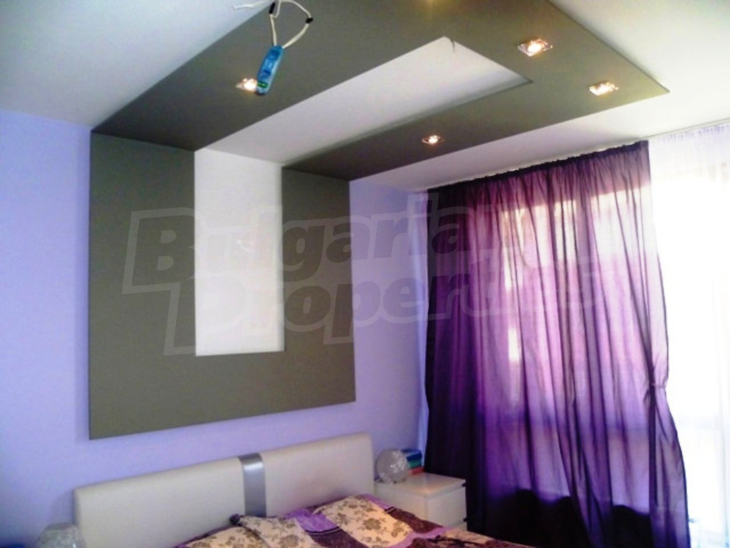 Gallery Picture 12