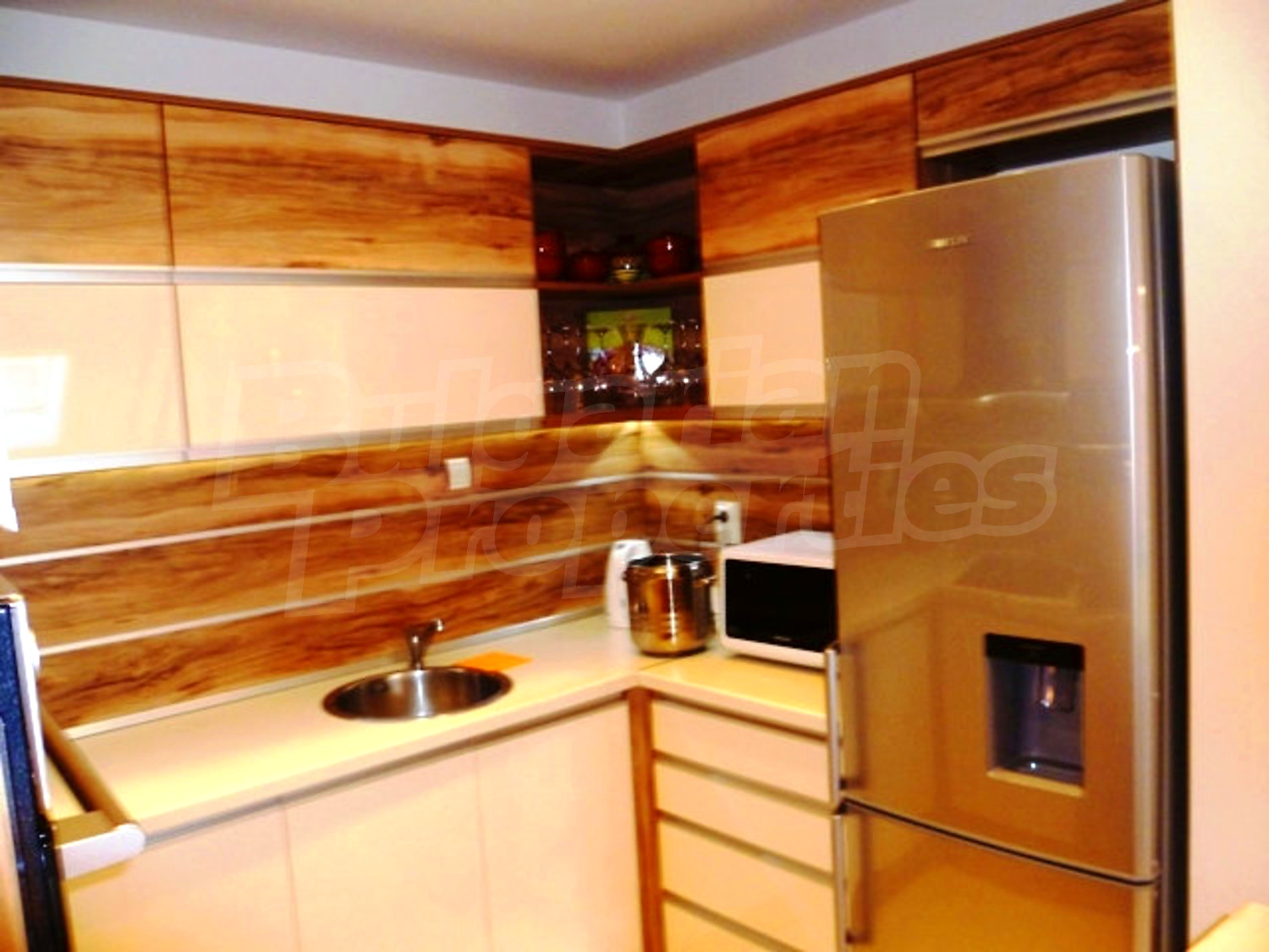 Gallery Picture 9