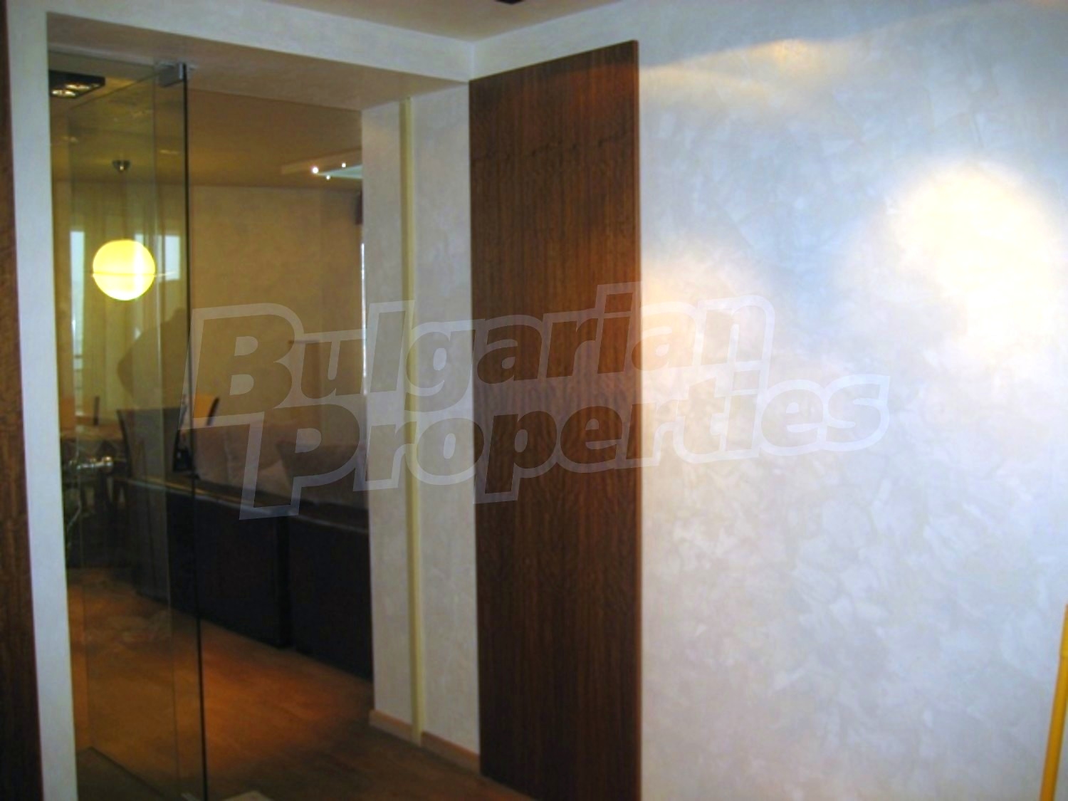 Gallery Picture 15