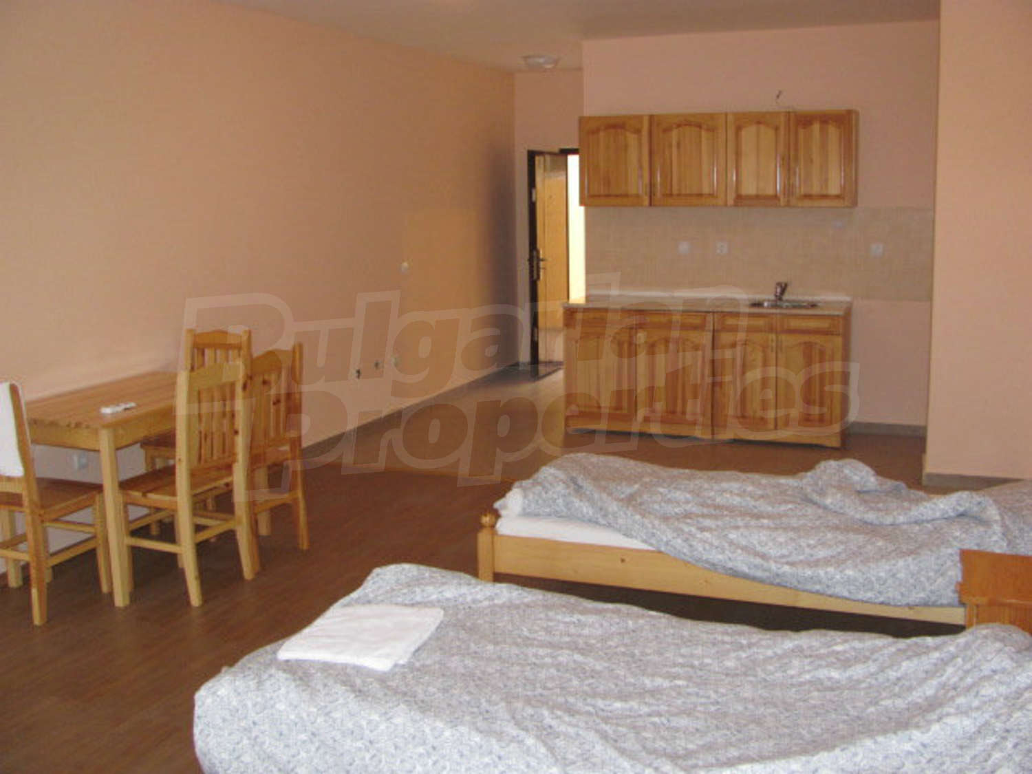 Gallery Picture 4