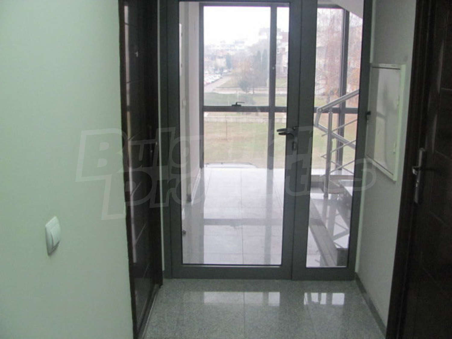 Gallery Picture 6