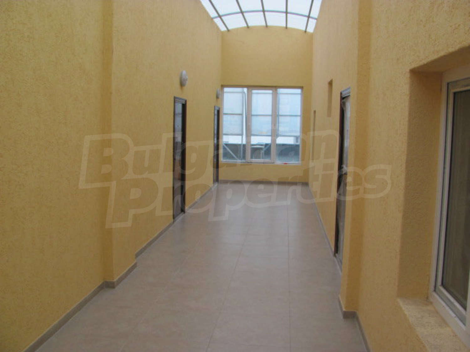 Gallery Picture 8