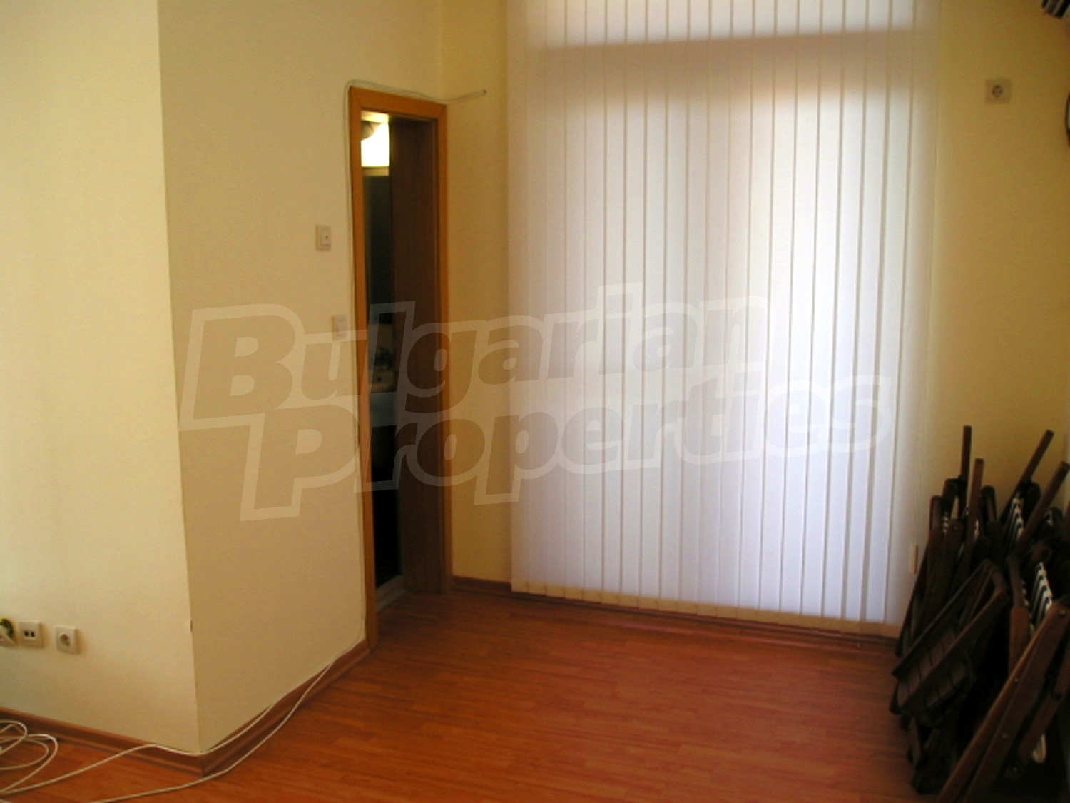 Gallery Picture 28