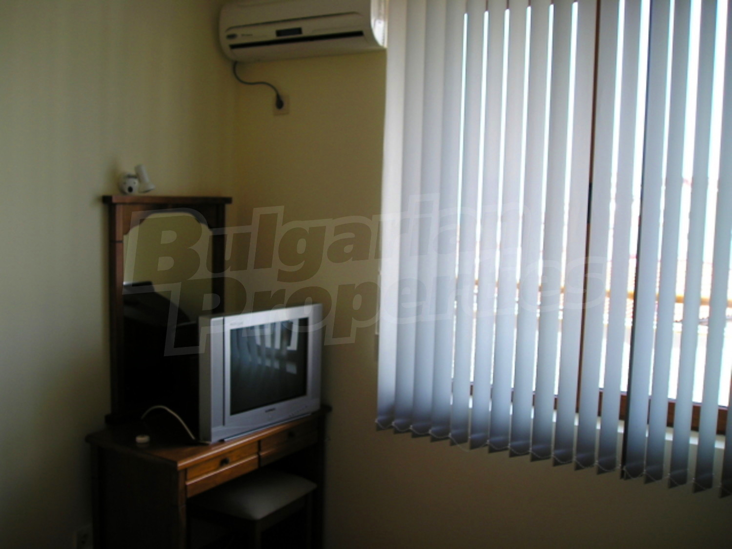 Gallery Picture 33