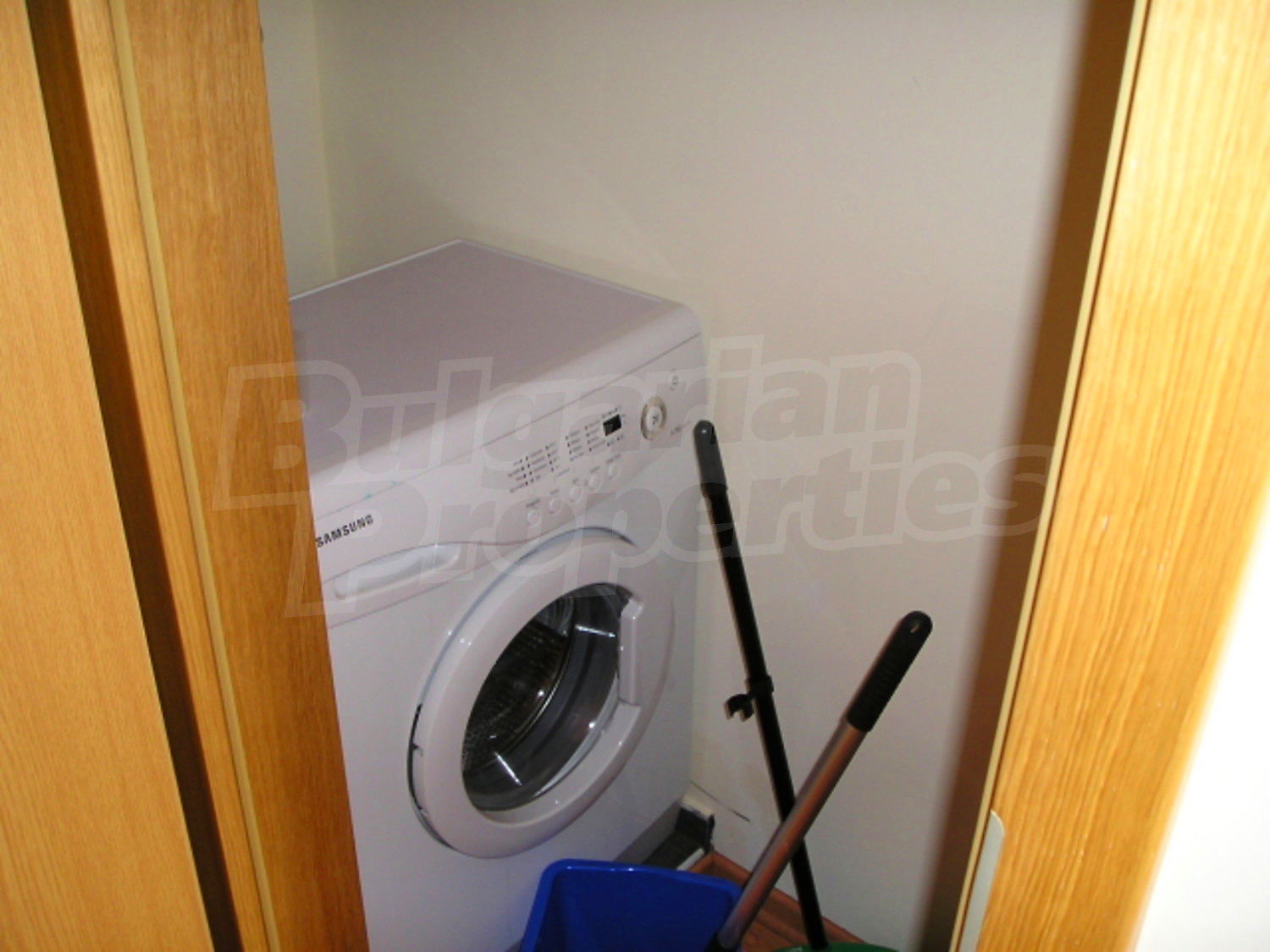 Gallery Picture 35