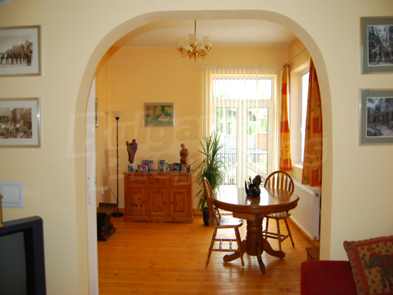 Gallery Picture 15