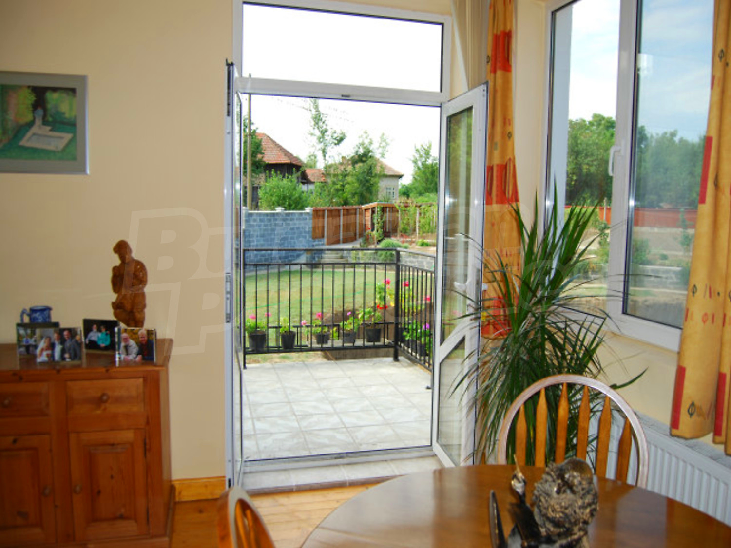 Gallery Picture 19