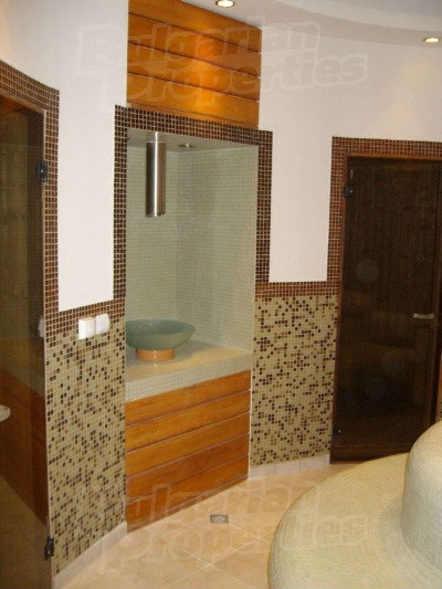 Gallery Picture 7