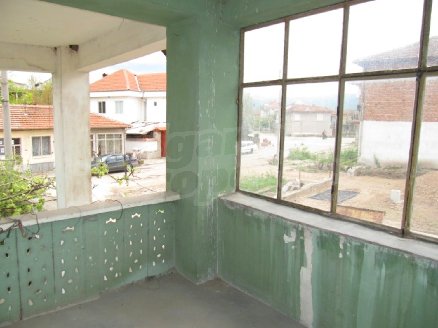 Gallery Picture 16