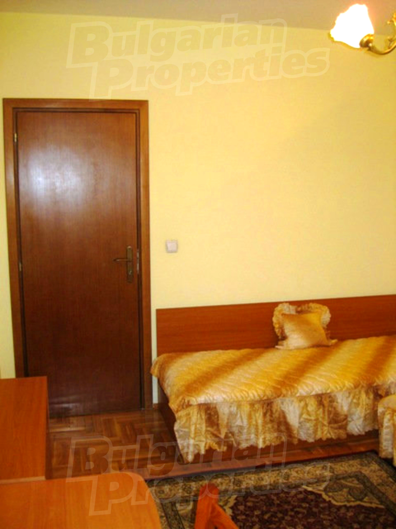 Gallery Picture 17