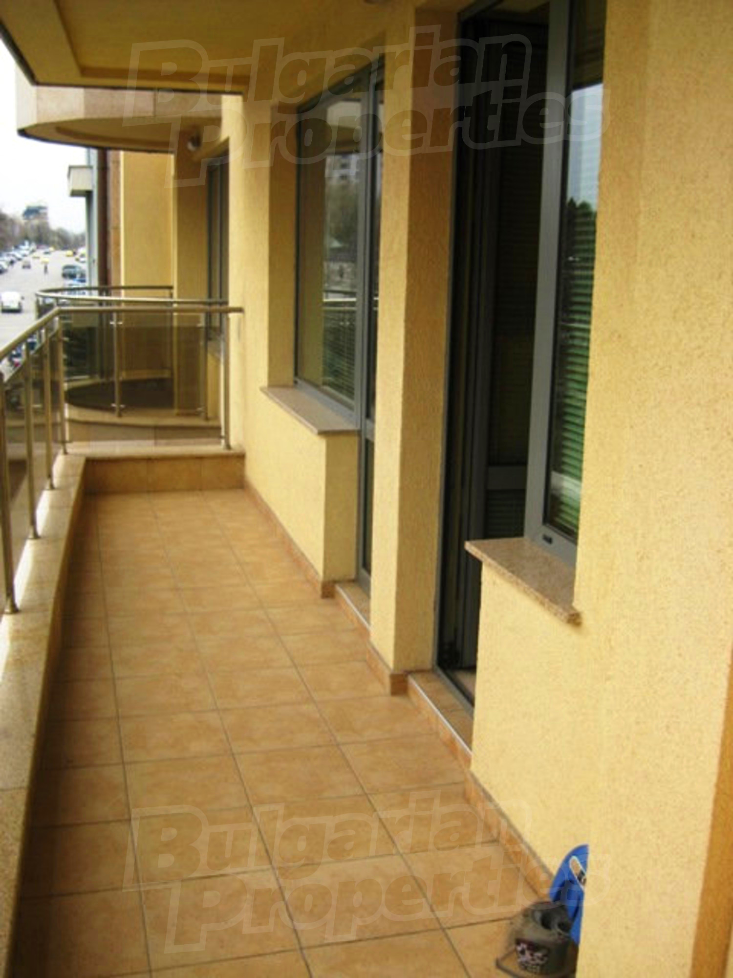 Gallery Picture 30