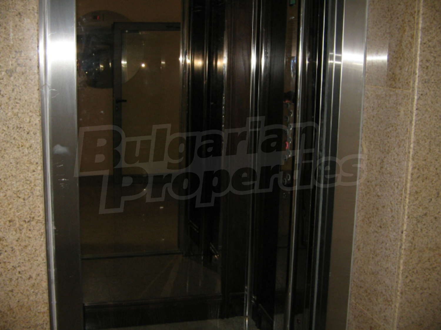 Gallery Picture 19